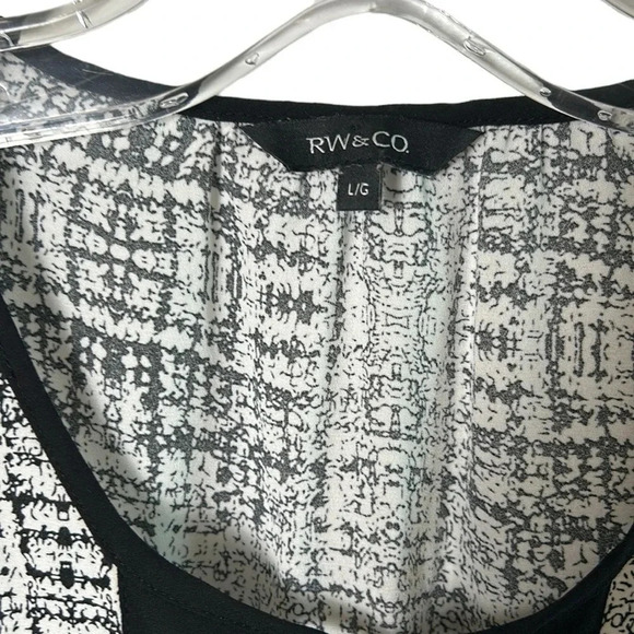 RW & CO BLOUSE, L,Colorblock, office siren , event ,black ,key hole pockets,EC - Picture 4 of 15